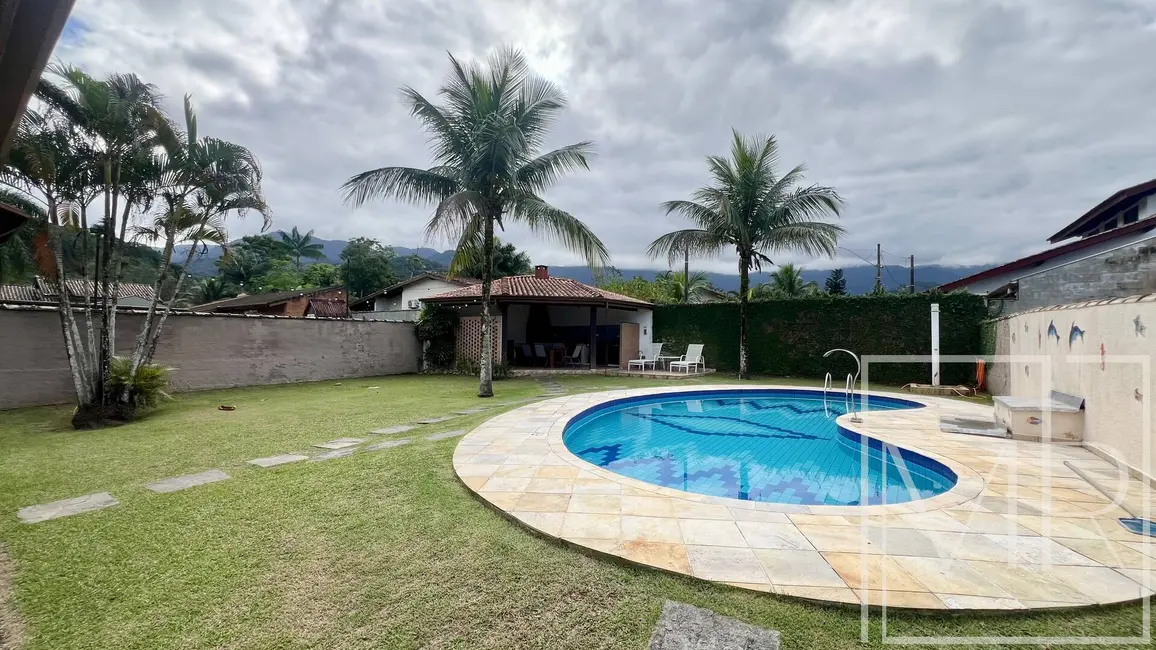 Foto 7 de Casa com 4 quartos à venda, 170m2 em Ubatuba - SP