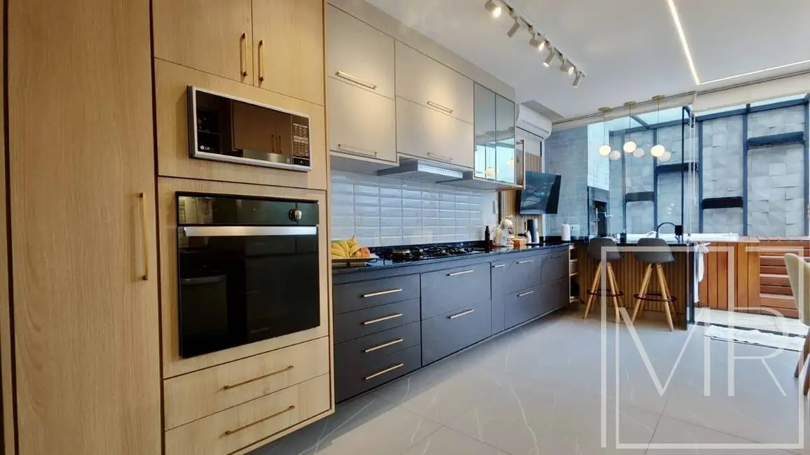 Foto 5 de Apartamento com 3 quartos à venda, 113m2 em Centro, Ubatuba - SP