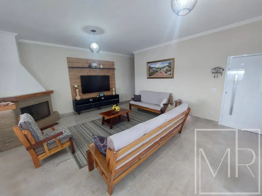 Casa com 3 quartos à venda, 320m2 em Jardim dos Pinheiros, Atibaia - SP - imagem 9 Foto 9 de Casa com 3 quartos à venda, 320m2 em Jardim dos Pinheiros, Atibaia - SP
