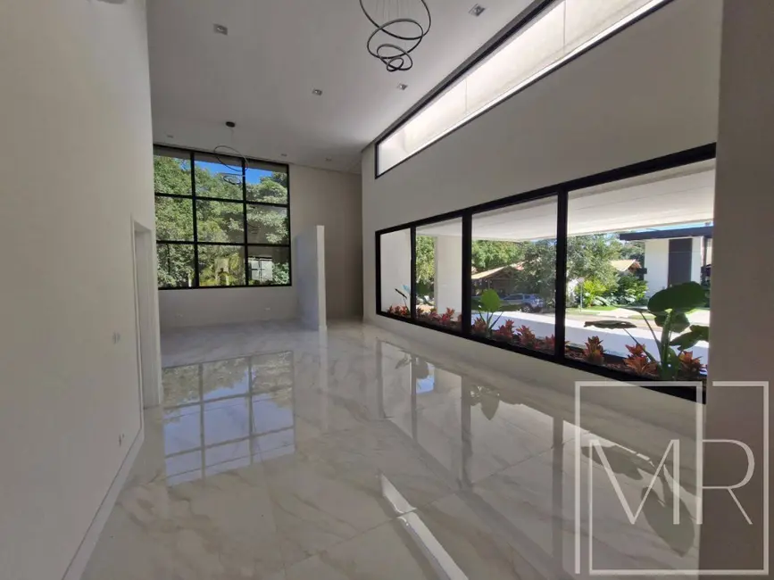 Foto 2 de Casa com 4 quartos à venda, 1035m2 em Condomínio Porto Atibaia, Atibaia - SP