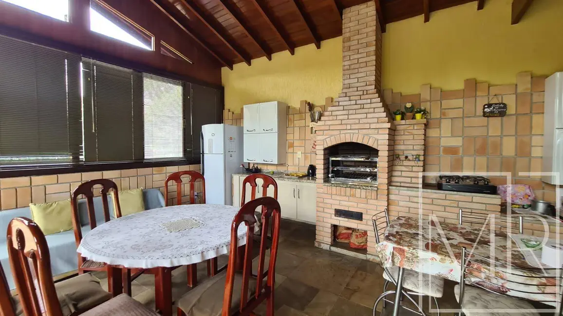 Foto 2 de Casa com 3 quartos à venda, 2223m2 em Condomínio Portal dos Nobres, Atibaia - SP