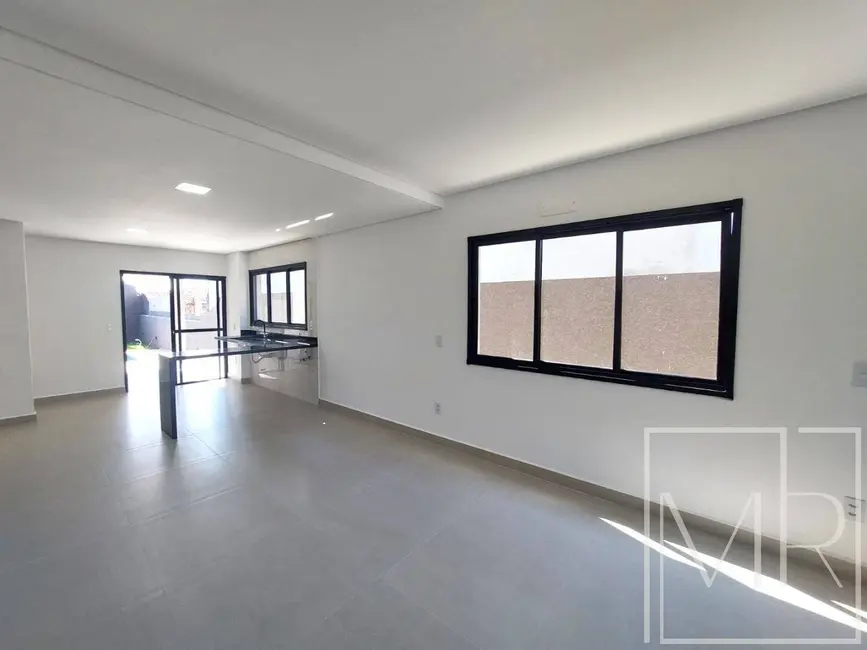 Foto 3 de Casa com 3 quartos à venda e para alugar, 232m2 em Atibaia - SP