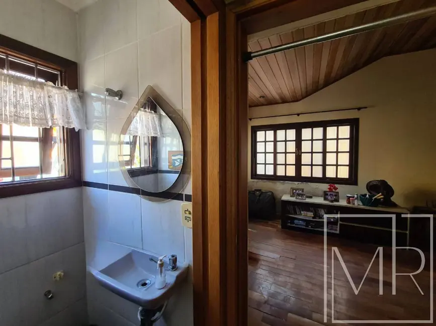Foto 4 de Casa com 3 quartos à venda, 250m2 em Vila Santista, Atibaia - SP