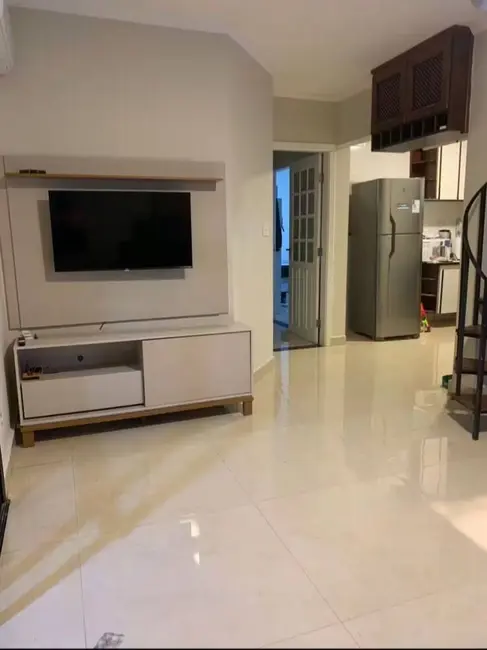 Foto 4 de Cobertura com 3 quartos para alugar, 169m2 em Silop, Ubatuba - SP