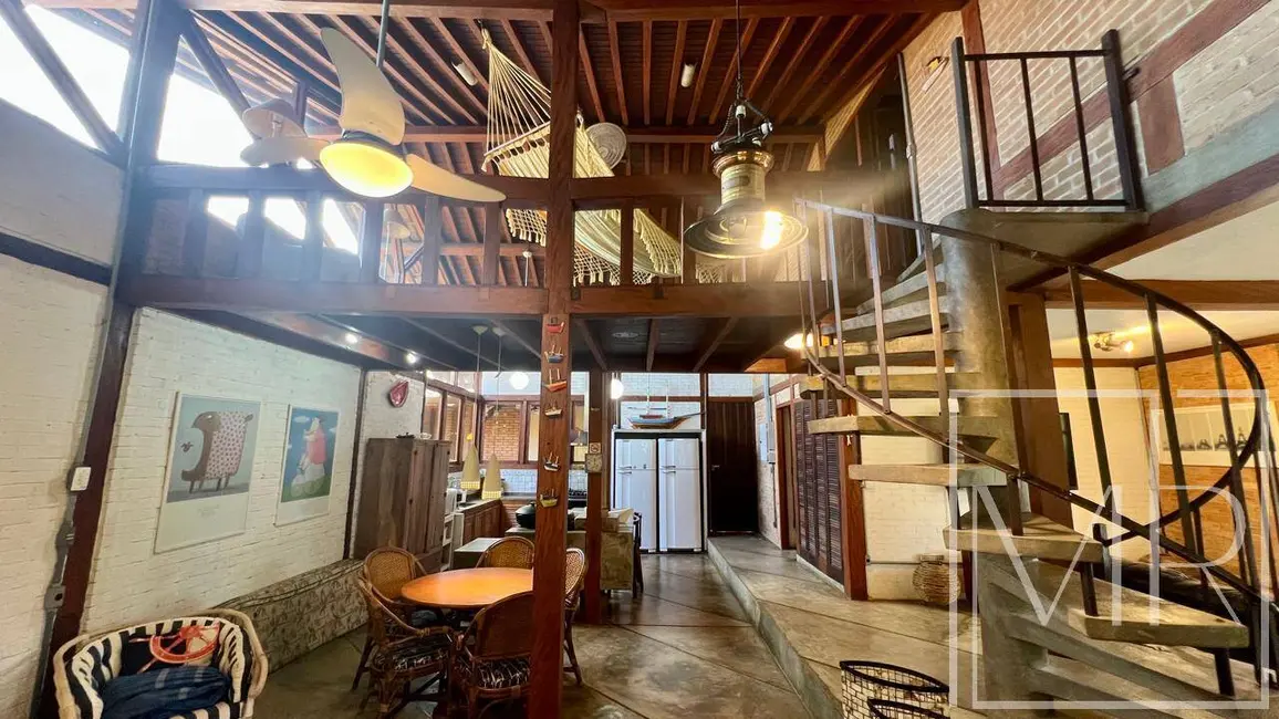 Foto 7 de Casa com 3 quartos à venda, 360m2 em Ubatuba - SP