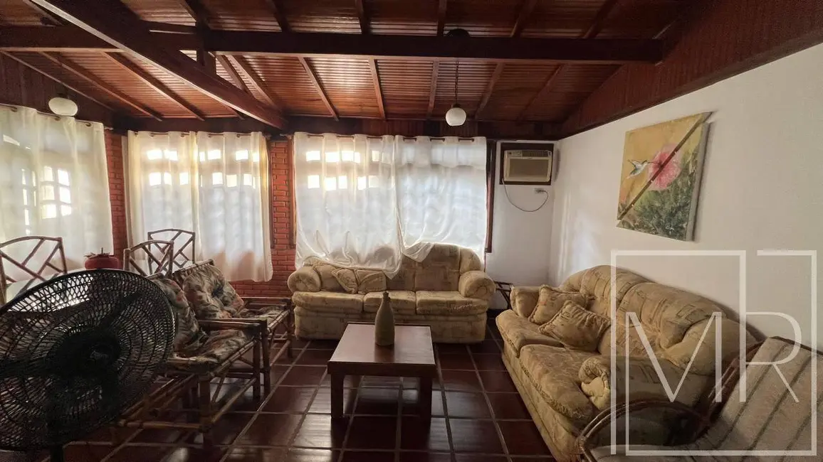 Foto 7 de Casa com 6 quartos à venda, 300m2 em Ubatuba - SP