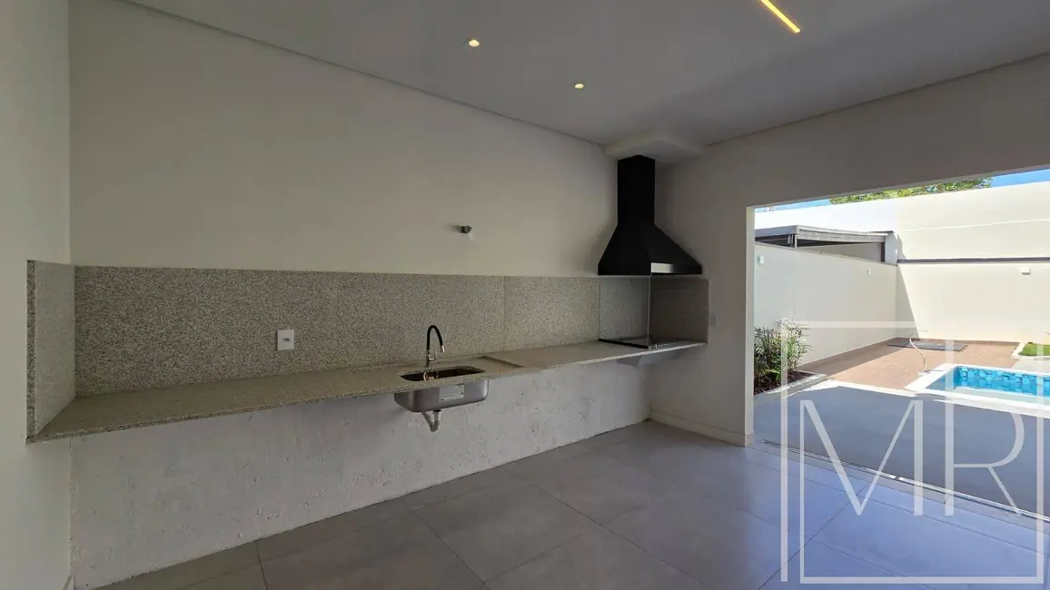 Foto 2 de Casa com 3 quartos à venda, 440m2 em Atibaia - SP