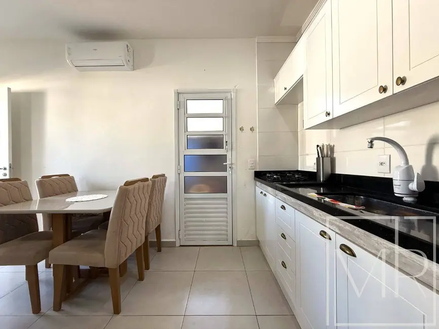 Foto 9 de Casa com 2 quartos à venda, 87m2 em Jardim Colonial, Atibaia - SP
