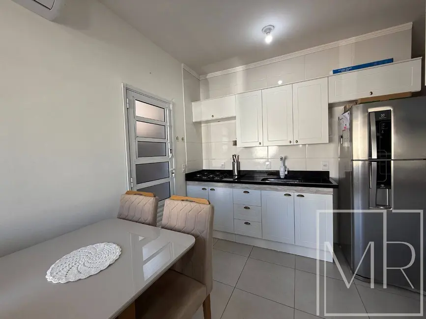 Foto 3 de Casa com 2 quartos à venda, 87m2 em Jardim Colonial, Atibaia - SP