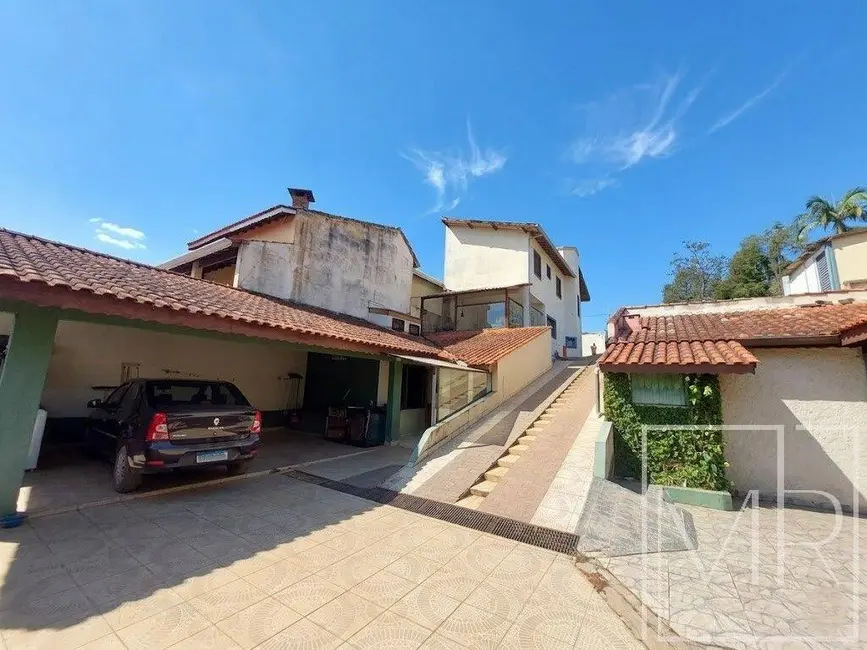 Foto 4 de Casa com 7 quartos à venda, 2079m2 em Jardim Estância Brasil, Atibaia - SP