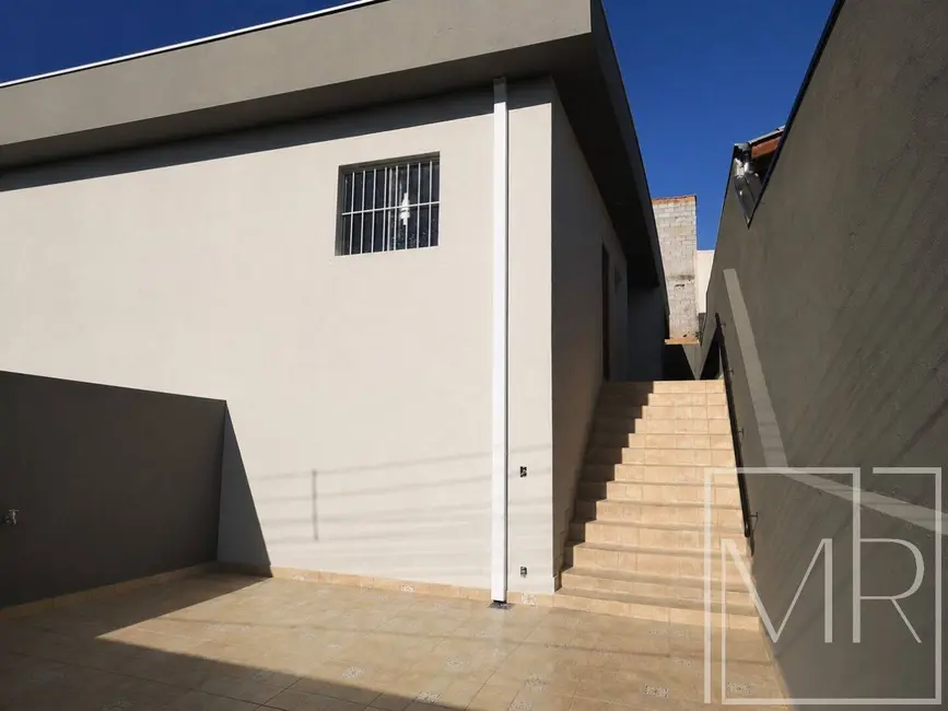 Foto 2 de Casa com 2 quartos à venda, 125m2 em Vila Santa Helena, Atibaia - SP