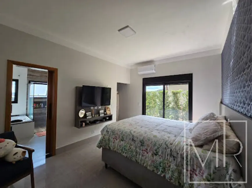 Casa com 3 quartos à venda, 600m2 em Condomínio Serra da Estrela, Atibaia - SP - imagem 9 Foto 9 de Casa com 3 quartos à venda, 600m2 em Condomínio Serra da Estrela, Atibaia - SP