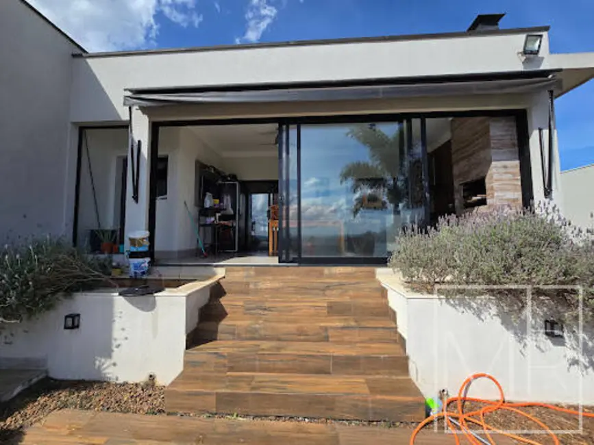 Casa com 3 quartos à venda, 600m2 em Condomínio Serra da Estrela, Atibaia - SP - imagem 4 Foto 4 de Casa com 3 quartos à venda, 600m2 em Condomínio Serra da Estrela, Atibaia - SP