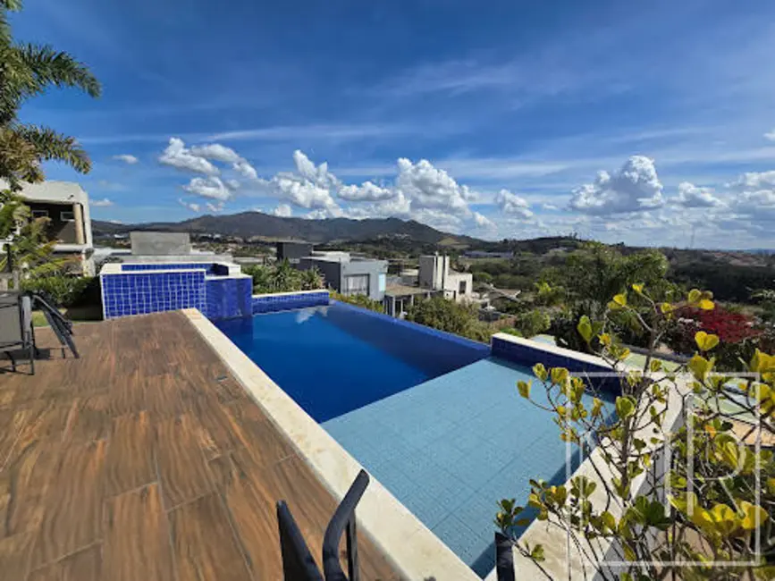 Casa com 3 quartos à venda, 600m2 em Condomínio Serra da Estrela, Atibaia - SP - imagem 1 Foto 1 de Casa com 3 quartos à venda, 600m2 em Condomínio Serra da Estrela, Atibaia - SP