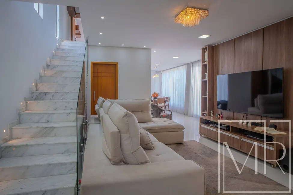 Foto 9 de Casa com 3 quartos à venda, 410m2 em Rio Abaixo, Atibaia - SP