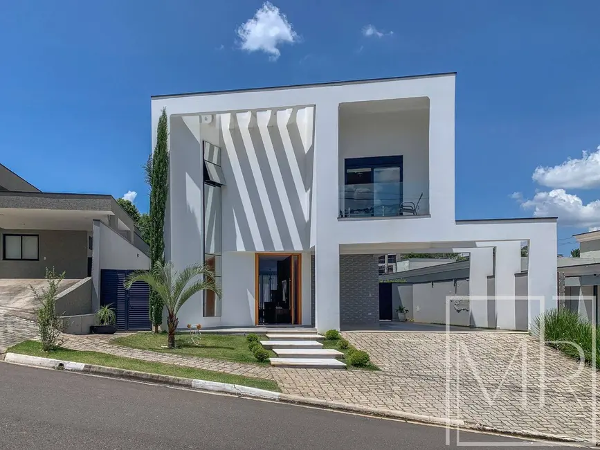 Foto 2 de Casa com 3 quartos à venda, 410m2 em Rio Abaixo, Atibaia - SP