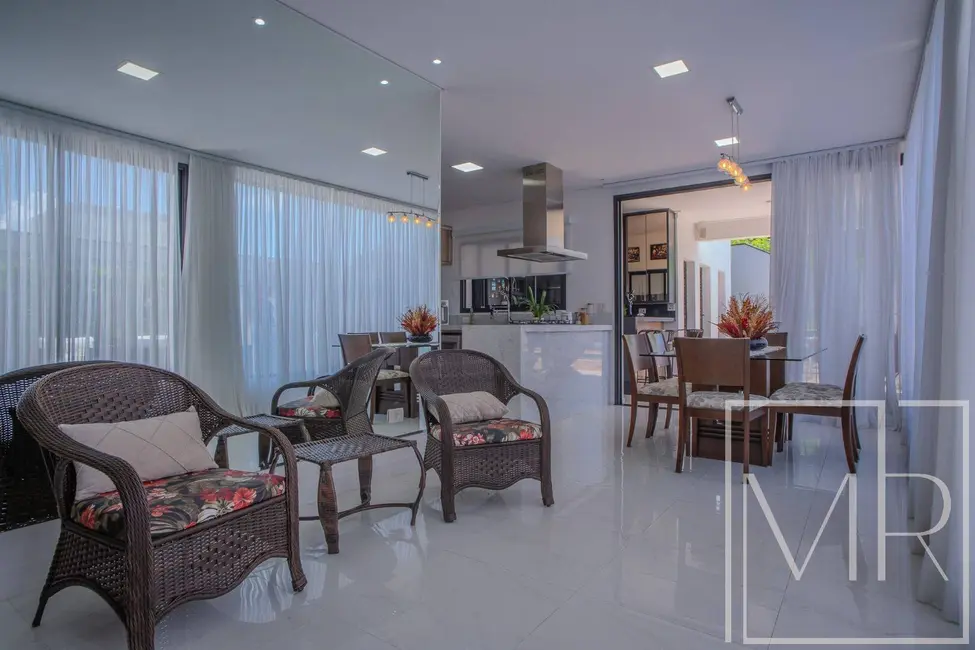 Foto 6 de Casa com 3 quartos à venda, 410m2 em Rio Abaixo, Atibaia - SP
