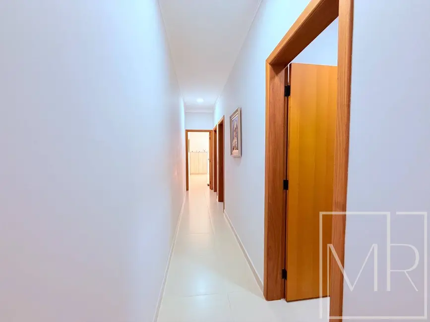 Foto 8 de Casa com 3 quartos à venda, 180m2 em Jardim dos Pinheiros, Atibaia - SP