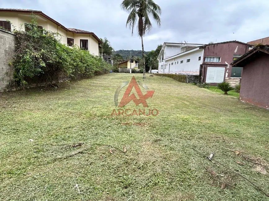 Foto 1 de Terreno / Lote à venda, 1385m2 em Ubatuba - SP