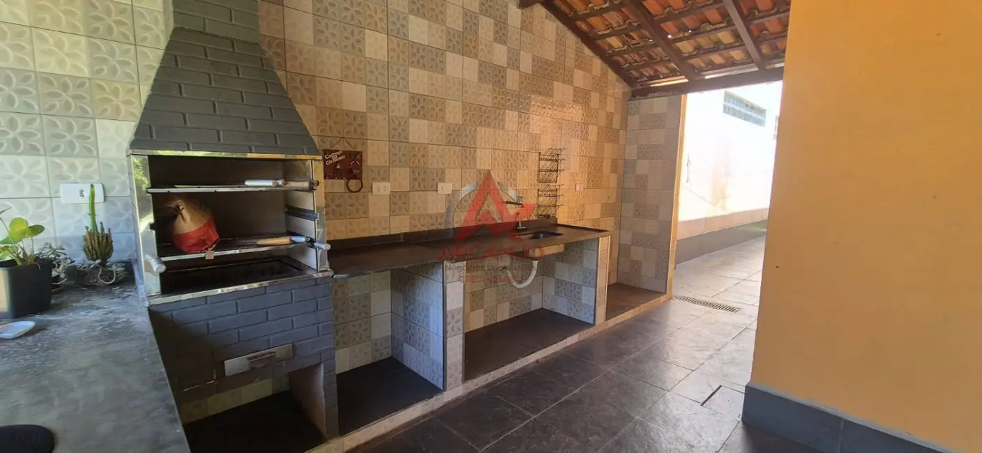 Foto 4 de Casa com 3 quartos à venda, 307m2 em Ubatuba - SP