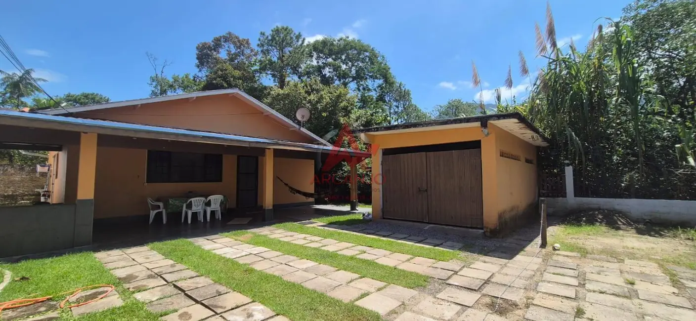 Foto 2 de Casa com 3 quartos à venda, 307m2 em Ubatuba - SP