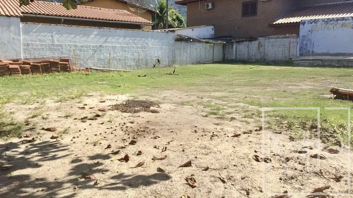 Foto 5 de Terreno / Lote à venda, 373m2 em Ubatuba - SP