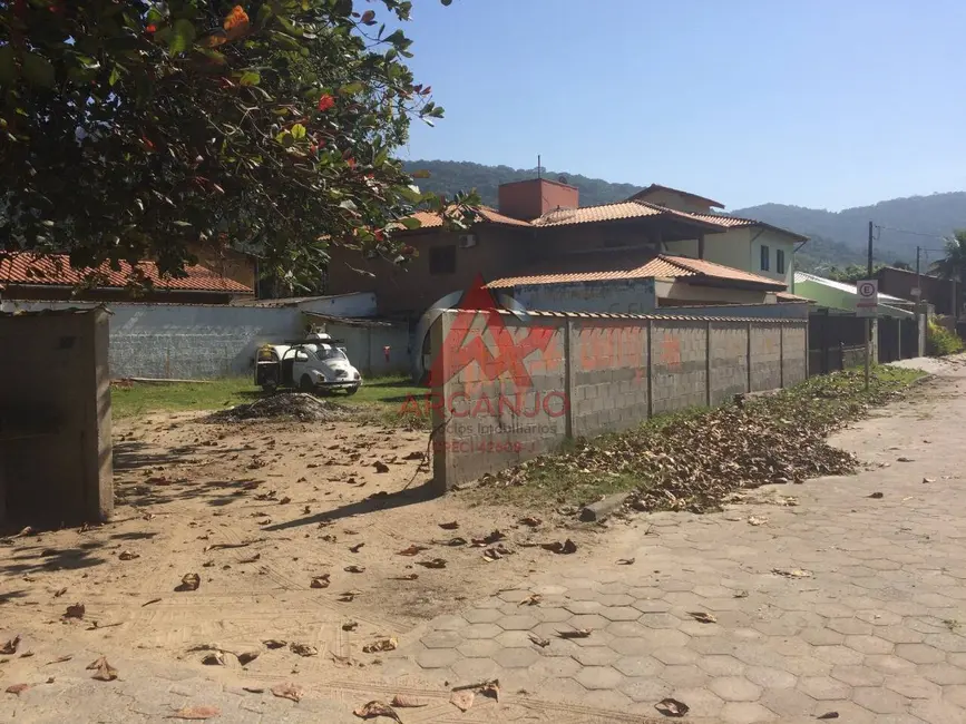 Foto 3 de Terreno / Lote à venda, 373m2 em Ubatuba - SP