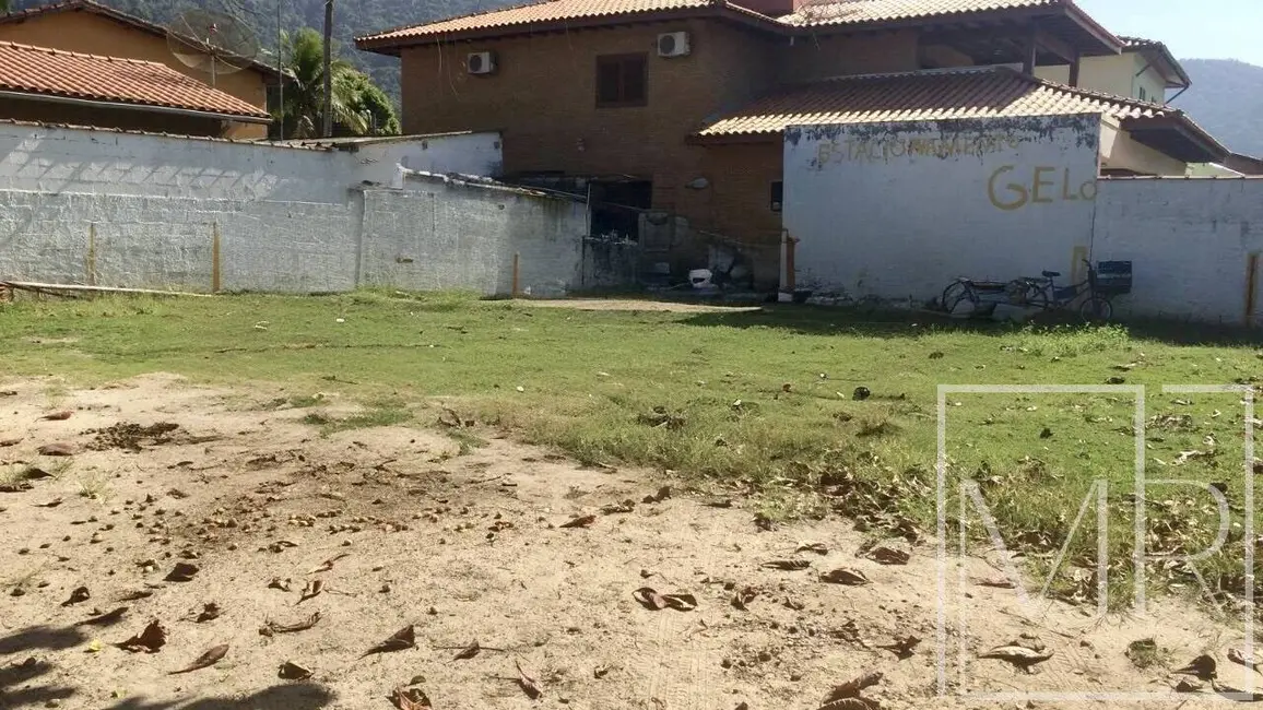 Foto 4 de Terreno / Lote à venda, 373m2 em Ubatuba - SP