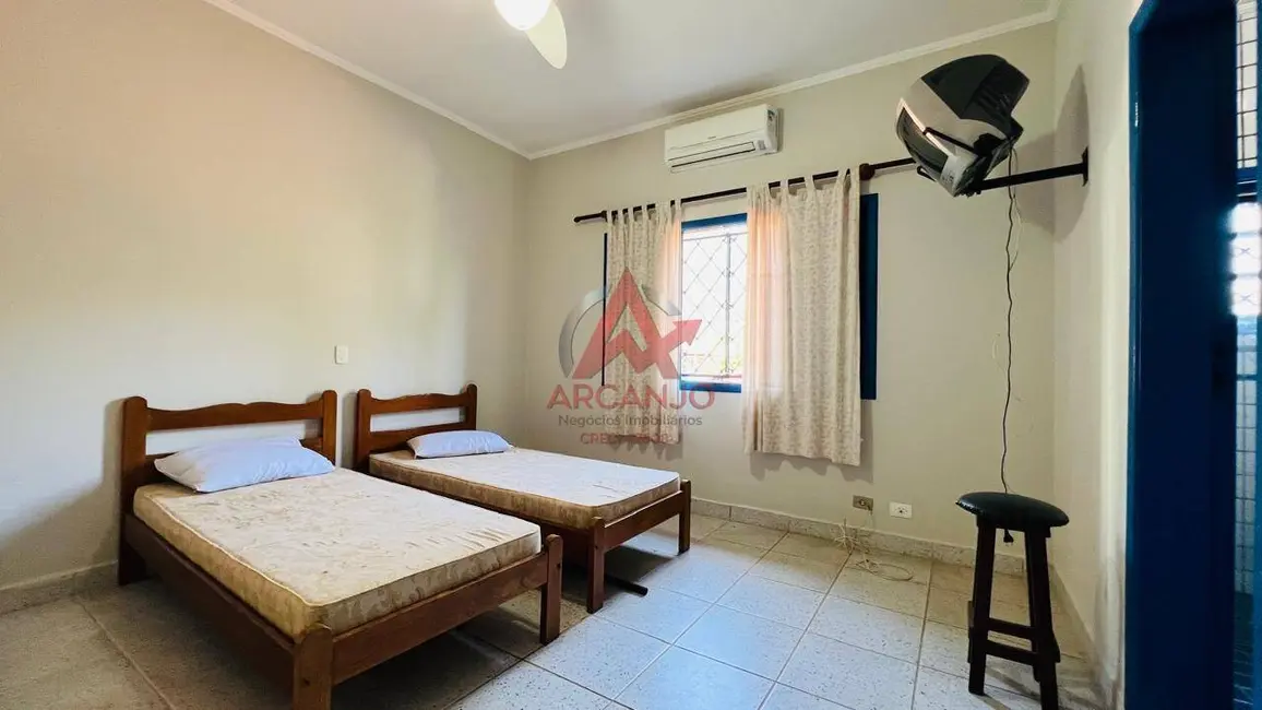 Foto 9 de Casa com 4 quartos à venda, 258m2 em Ubatuba - SP