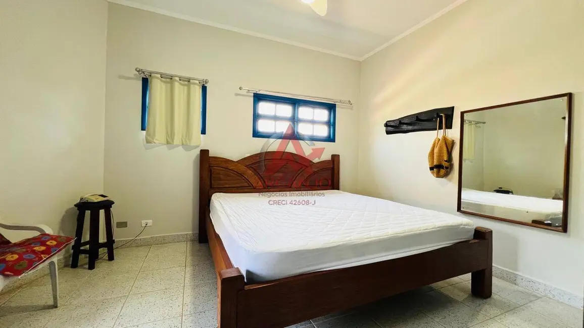 Foto 7 de Casa com 4 quartos à venda, 258m2 em Ubatuba - SP