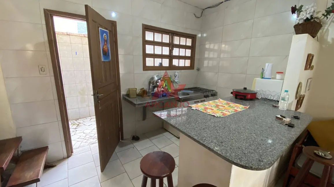 Sobrado com 2 quartos à venda, 150m2 em Ubatuba - SP - imagem 5 Foto 5 de Sobrado com 2 quartos à venda, 150m2 em Ubatuba - SP