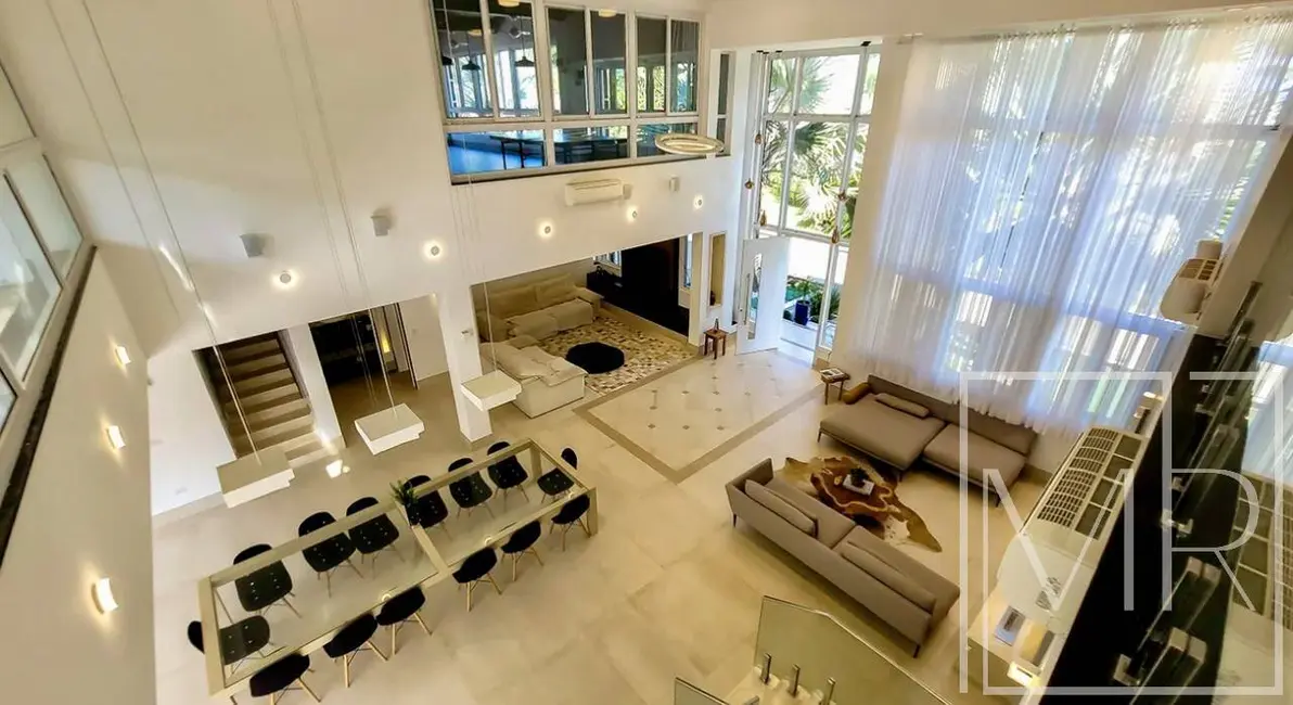 Foto 2 de Casa com 7 quartos à venda, 1500m2 em Ubatuba - SP