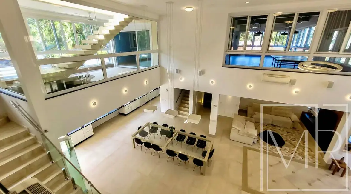 Foto 6 de Casa com 7 quartos à venda, 1500m2 em Ubatuba - SP