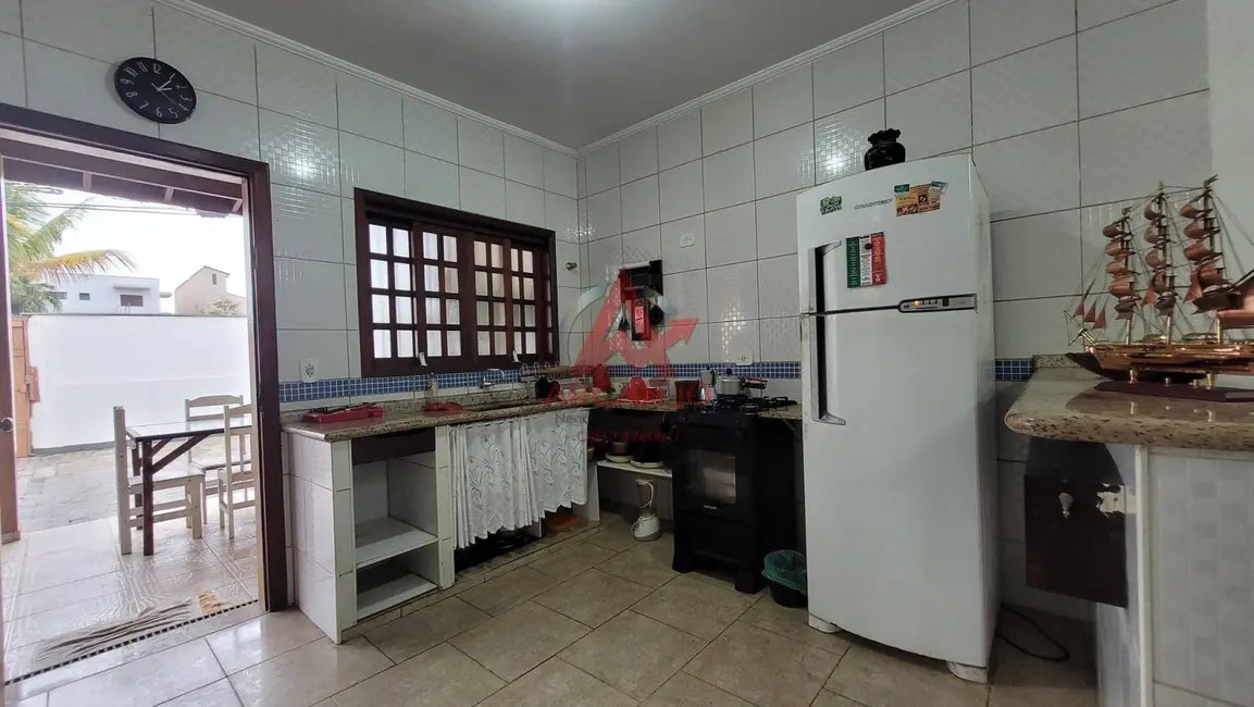 Casa com 3 quartos à venda, 120m2 em Ubatuba - SP - imagem 6 Foto 6 de Casa com 3 quartos à venda, 120m2 em Ubatuba - SP