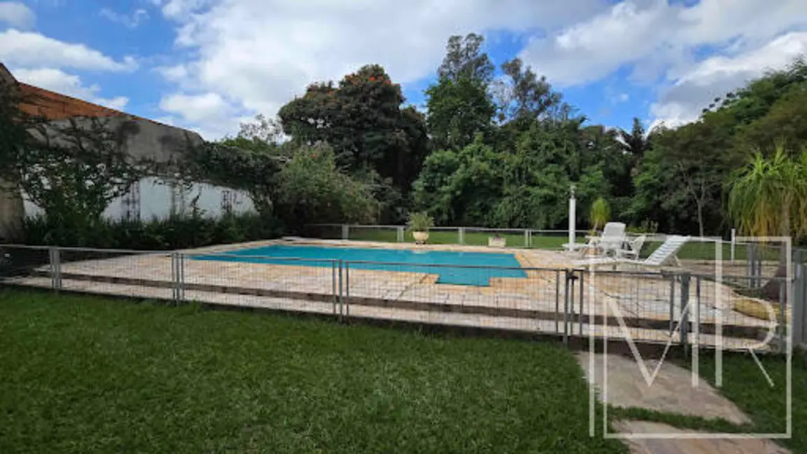Foto 2 de Casa com 3 quartos à venda, 680m2 em Jardim Floresta, Atibaia - SP