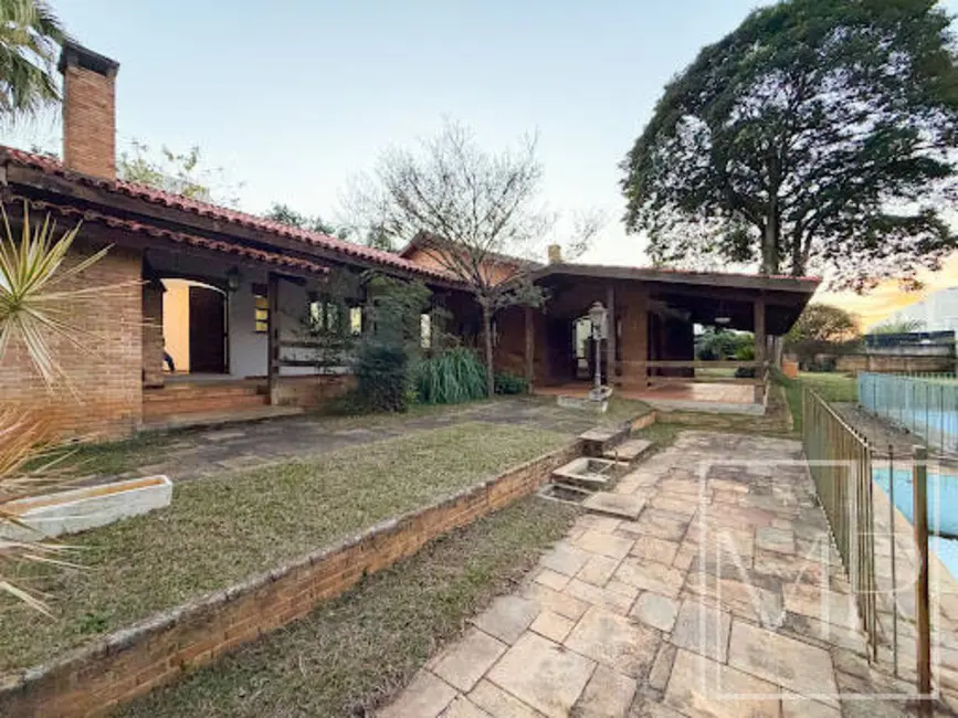 Foto 8 de Casa com 4 quartos à venda, 2015m2 em Vila Petrópolis, Atibaia - SP