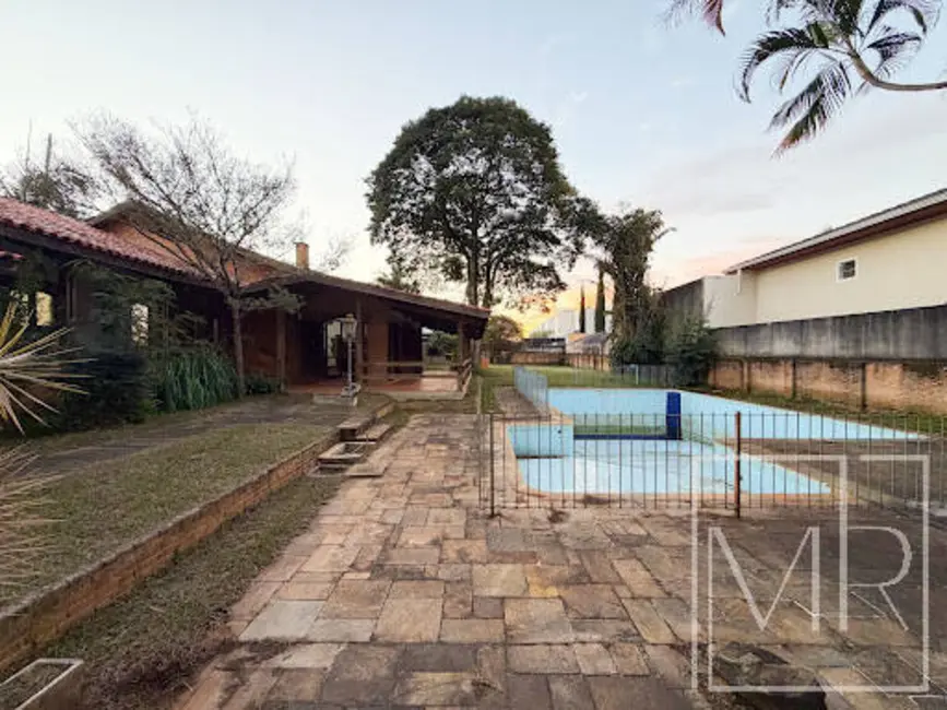 Foto 7 de Casa com 4 quartos à venda, 2015m2 em Vila Petrópolis, Atibaia - SP