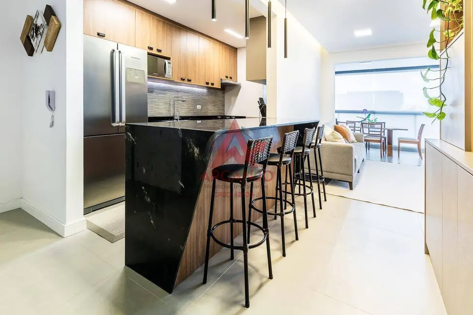 Foto 1 de Apartamento com 3 quartos à venda, 115m2 em Centro, Ubatuba - SP