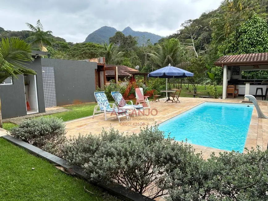 Casa de Condomínio com 3 quartos à venda, 1400m2 em Ubatuba - SP - imagem 5 Foto 5 de Casa de Condomínio com 3 quartos à venda, 1400m2 em Ubatuba - SP
