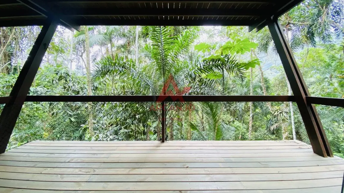 Foto 8 de Casa com 3 quartos à venda, 180m2 em Ubatuba - SP