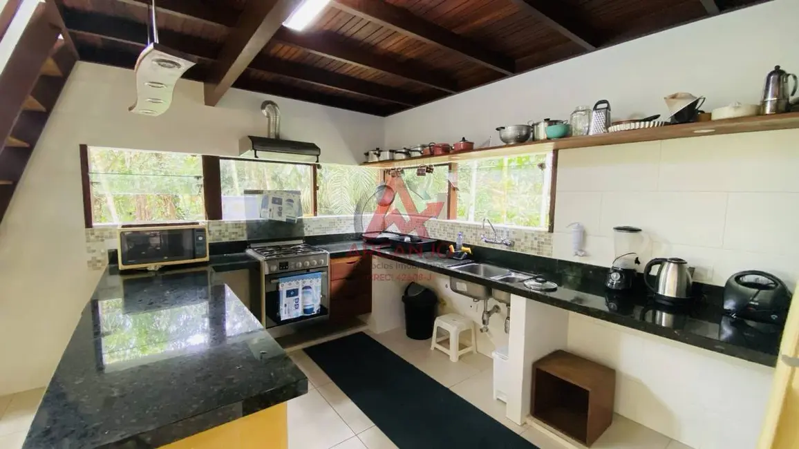 Foto 5 de Casa com 3 quartos à venda, 180m2 em Ubatuba - SP