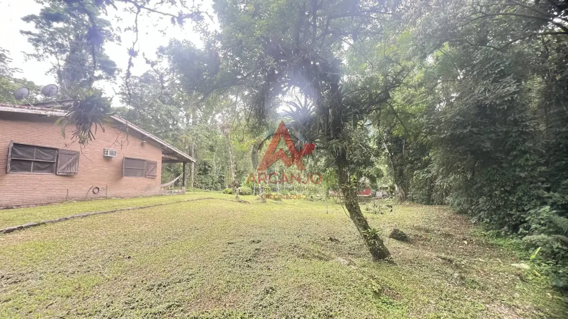 Chácara com 3 quartos à venda, 700m2 em Ubatuba - SP - imagem 8 Foto 8 de Chácara com 3 quartos à venda, 700m2 em Ubatuba - SP