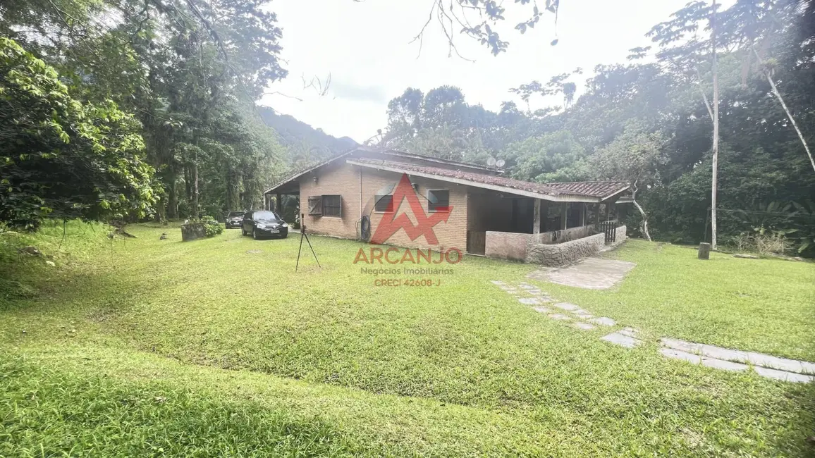 Chácara com 3 quartos à venda, 700m2 em Ubatuba - SP - imagem 5 Foto 5 de Chácara com 3 quartos à venda, 700m2 em Ubatuba - SP