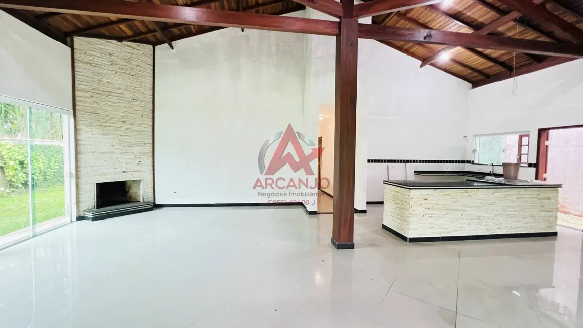 Foto 9 de Casa de Condomínio com 3 quartos à venda, 200m2 em Ubatuba - SP