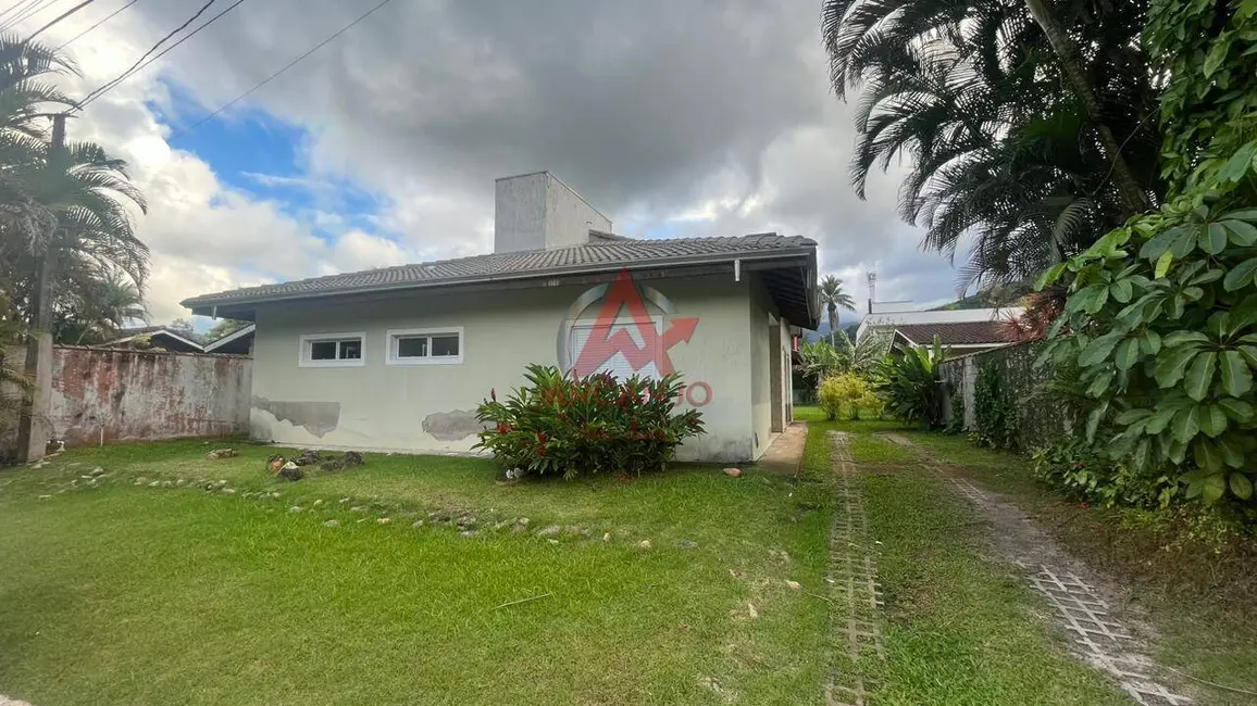 Foto 4 de Casa de Condomínio com 3 quartos à venda, 200m2 em Ubatuba - SP