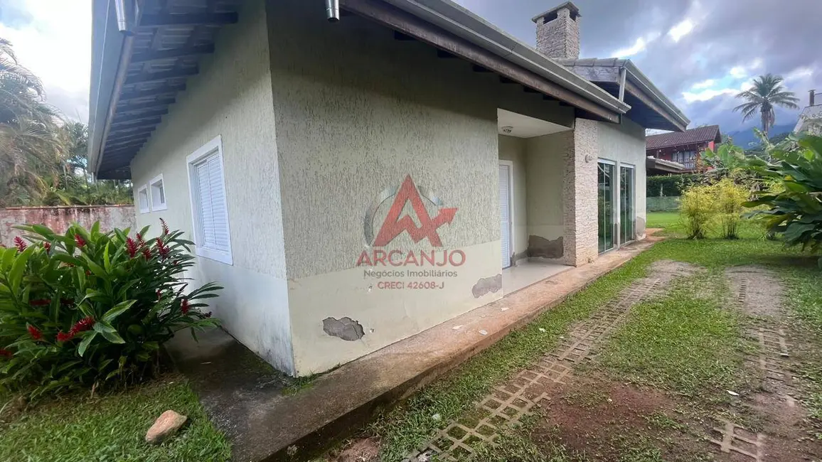Foto 3 de Casa de Condomínio com 3 quartos à venda, 200m2 em Ubatuba - SP