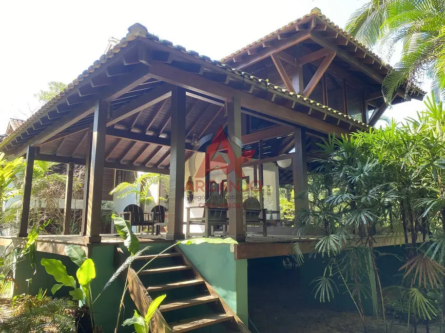 Casa com 4 quartos à venda, 244m2 em Ubatuba - SP - imagem 1 Foto 1 de Casa com 4 quartos à venda, 244m2 em Ubatuba - SP