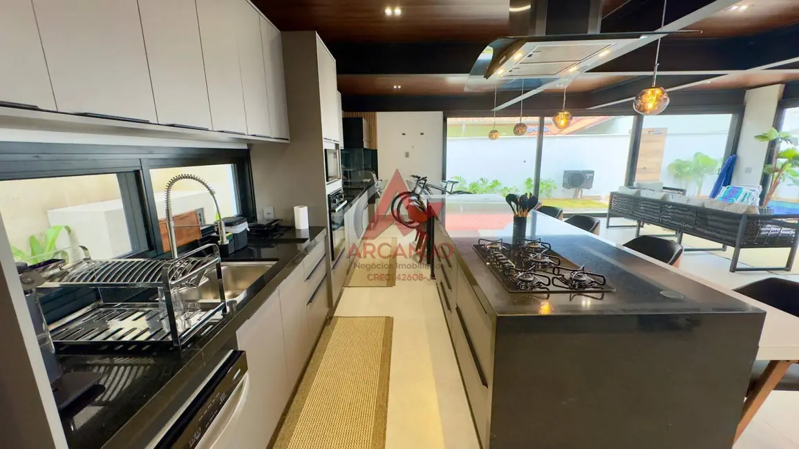 Foto 8 de Casa com 5 quartos à venda, 300m2 em Ubatuba - SP