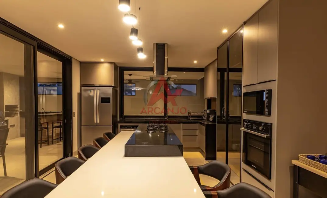 Foto 6 de Casa com 5 quartos à venda, 300m2 em Ubatuba - SP