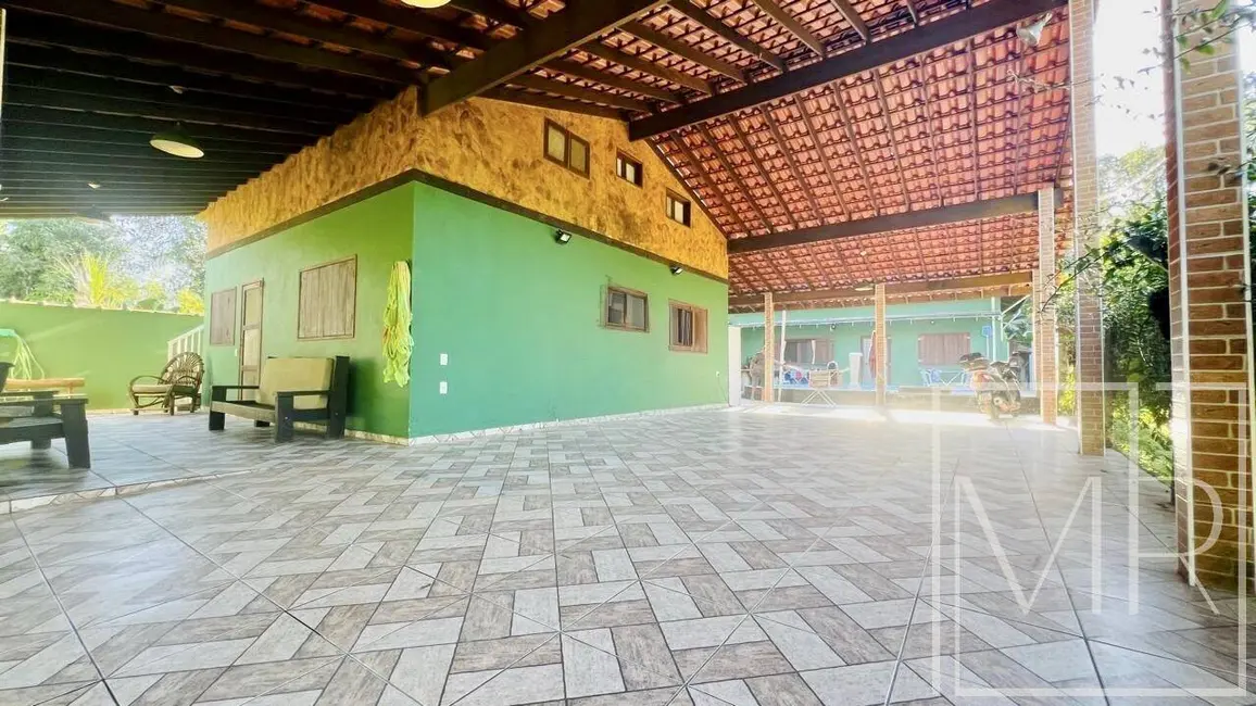 Foto 2 de Casa com 5 quartos à venda, 420m2 em Ubatuba - SP